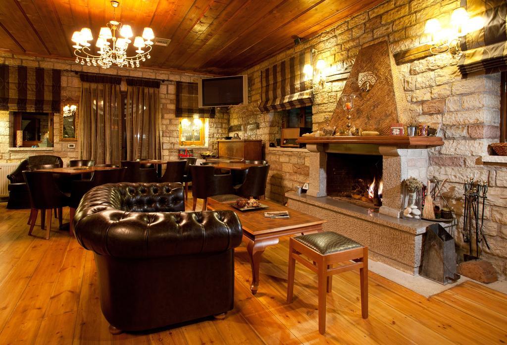 Nisista Lodge Mountain View Rodavgi Exterior foto